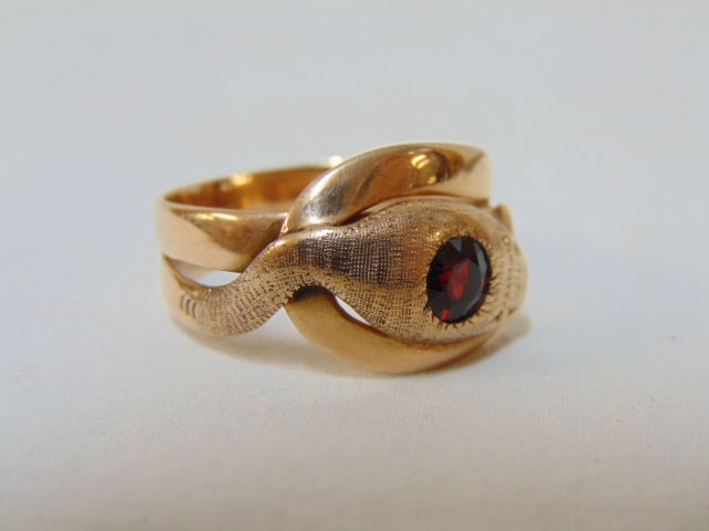 JEWELRY. VINTAGE MEN'S 14K SNAKE