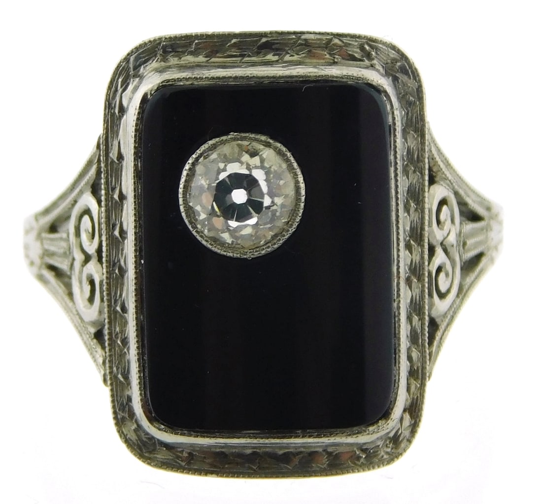 JEWELRY: VINTAGE PLATINUM, ONYX AND