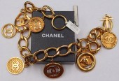 JEWELRY. VTG CHANEL GOLD-TONE