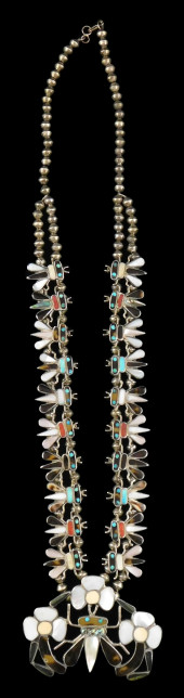 JEWELRY: ZUNI STYLE FLY SQUASH