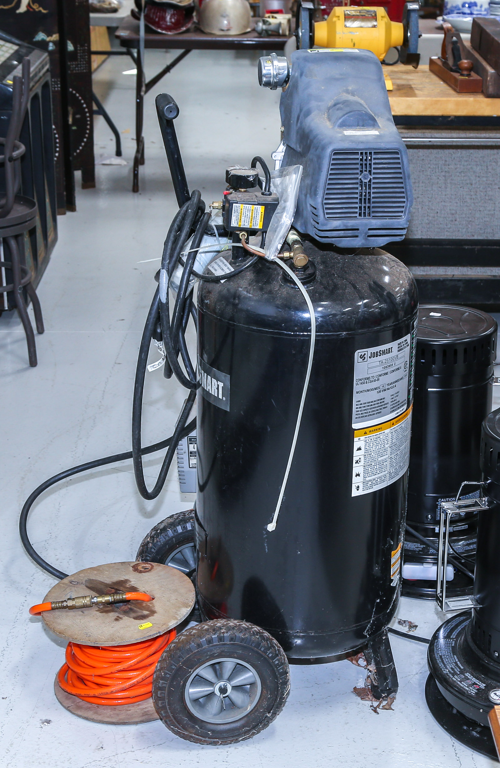 JOBSMART OIL LUBRICATED AIR
