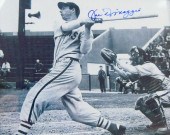 JOE DIMAGGIO SIGNED 8" X 10" P