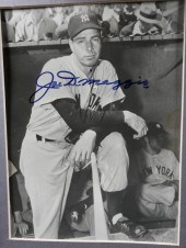 JOE DIMAGGIO SIGNED PHOTO, EVE