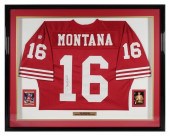 JOE MONTANA SIGNED FOOTBALL JE