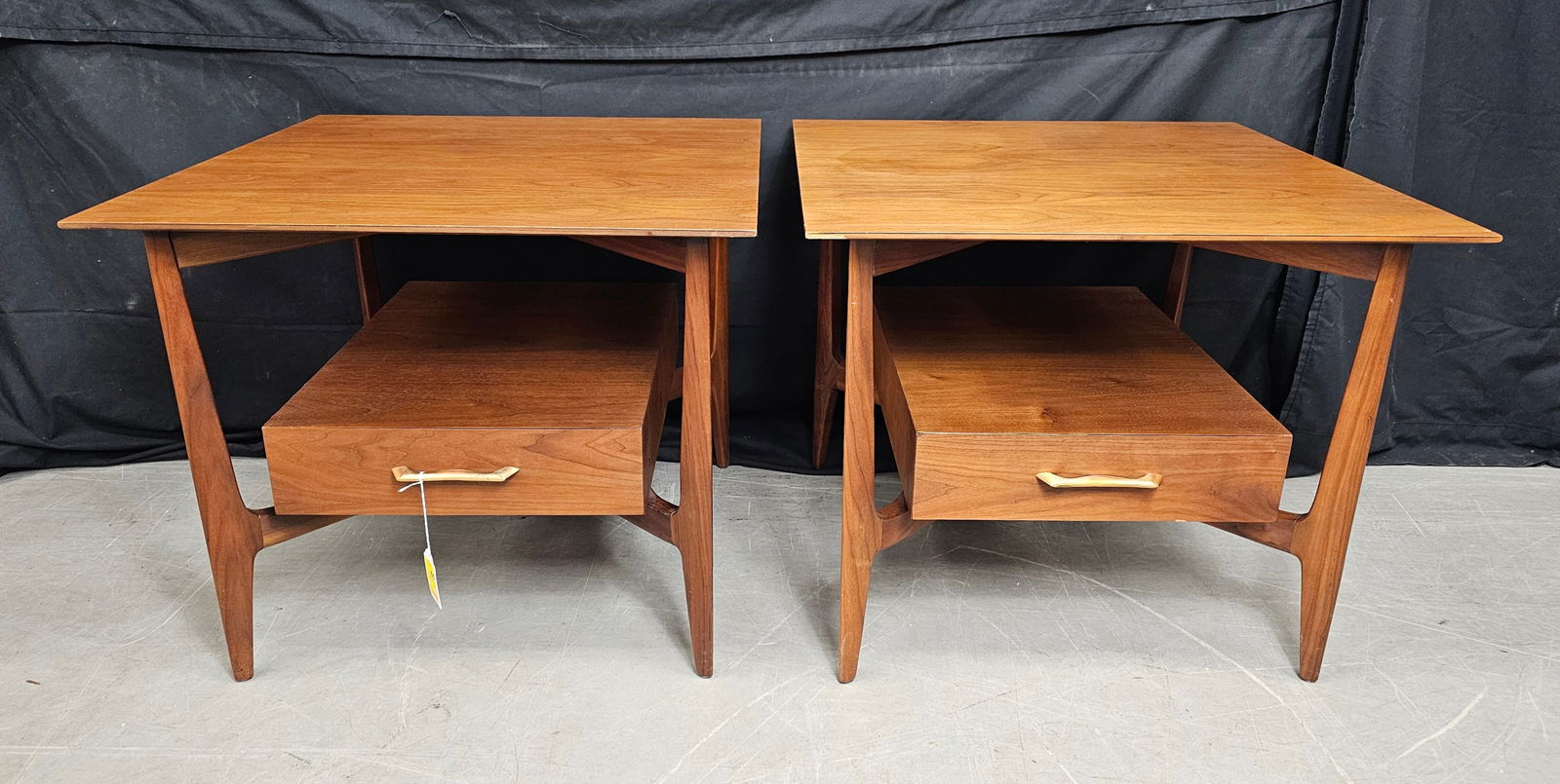 JOHN STUART MID CENTURY MODERN