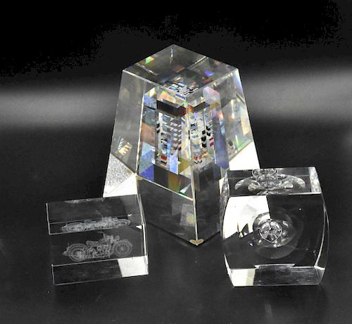 JON KUHN GLASS PAPERWEIGHT PLUS 2