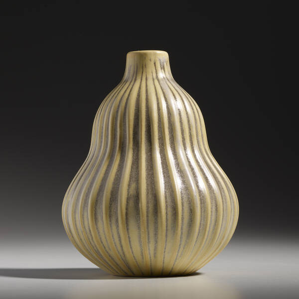 Jonathan Adler. Pot Au Porter vase.