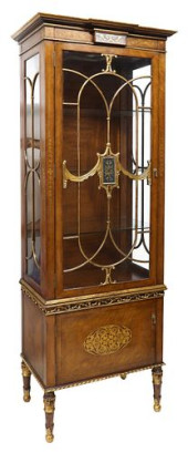 JONATHAN CHARLES VERSAILLES CO