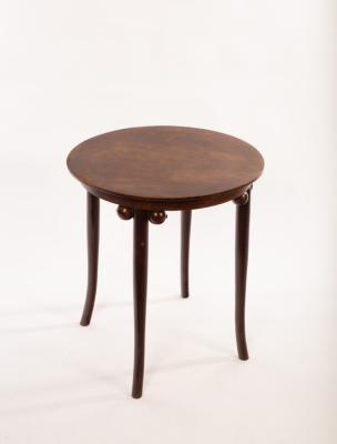 Josef Hoffmann, a Thonet Fledermaus