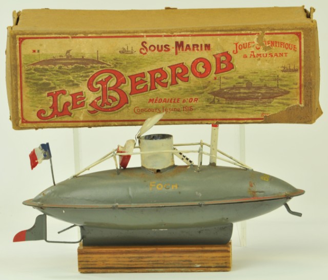 JOUET FRANCAIS BOXED SUBMARINE