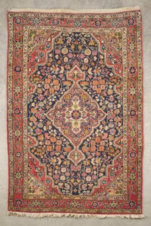 JOZAN RUGA Jozan rug, the geometric