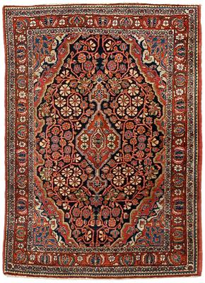 Jozan Sarouk rug, central medallion