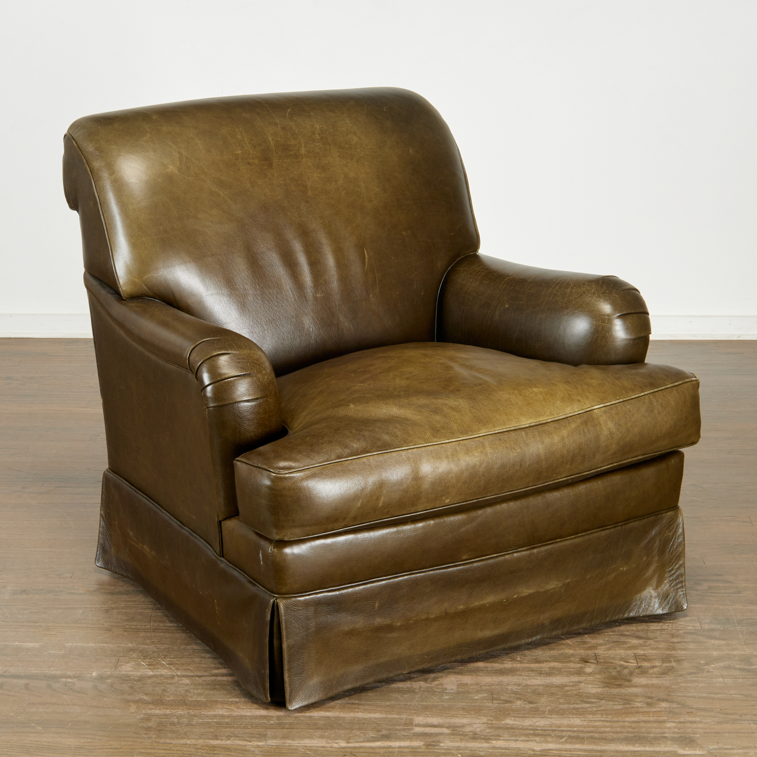 JUAN PABLO MOLYNEUX, CUSTOM LEATHER