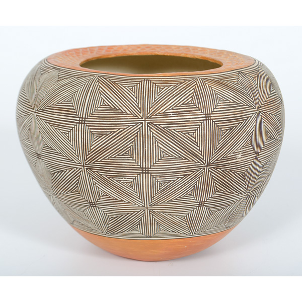 Juana Leno Acoma Jar fine-line