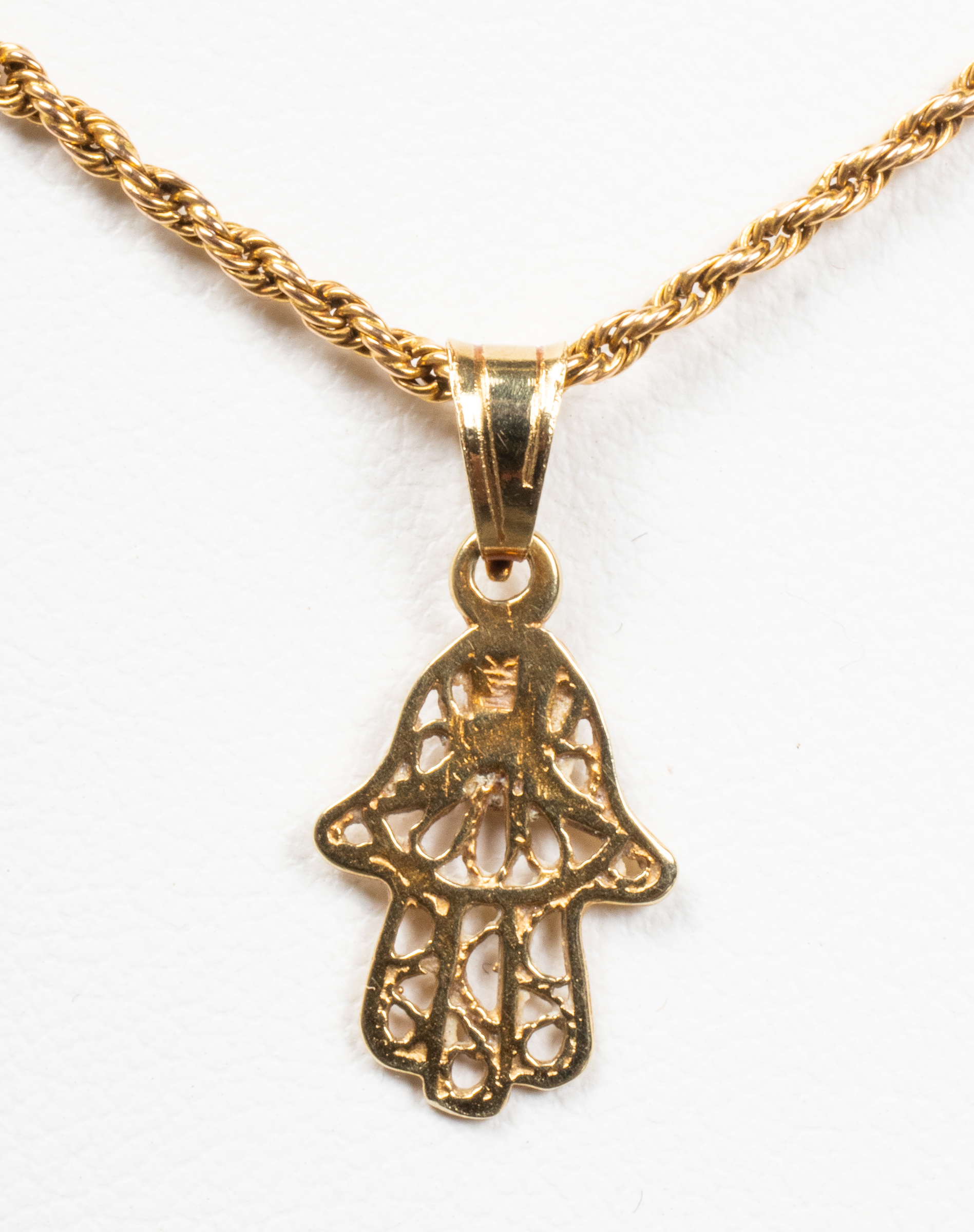 JUDAICA 14K YELLOW GOLD HAMSA