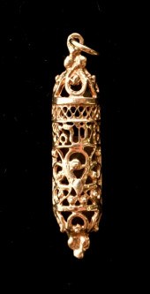 JUDAICA 14K YELLOW GOLD MEZUZA