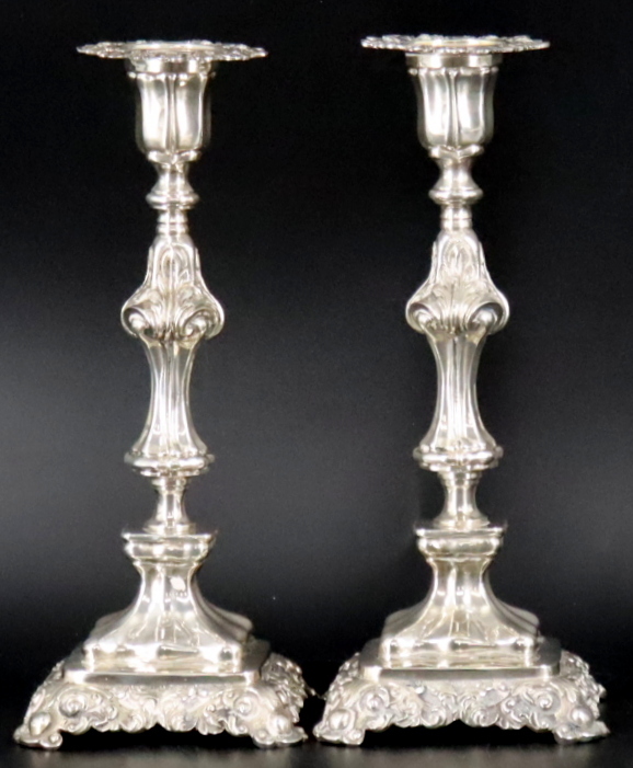 JUDAICA. PAIR OF STERLING SHABBAT