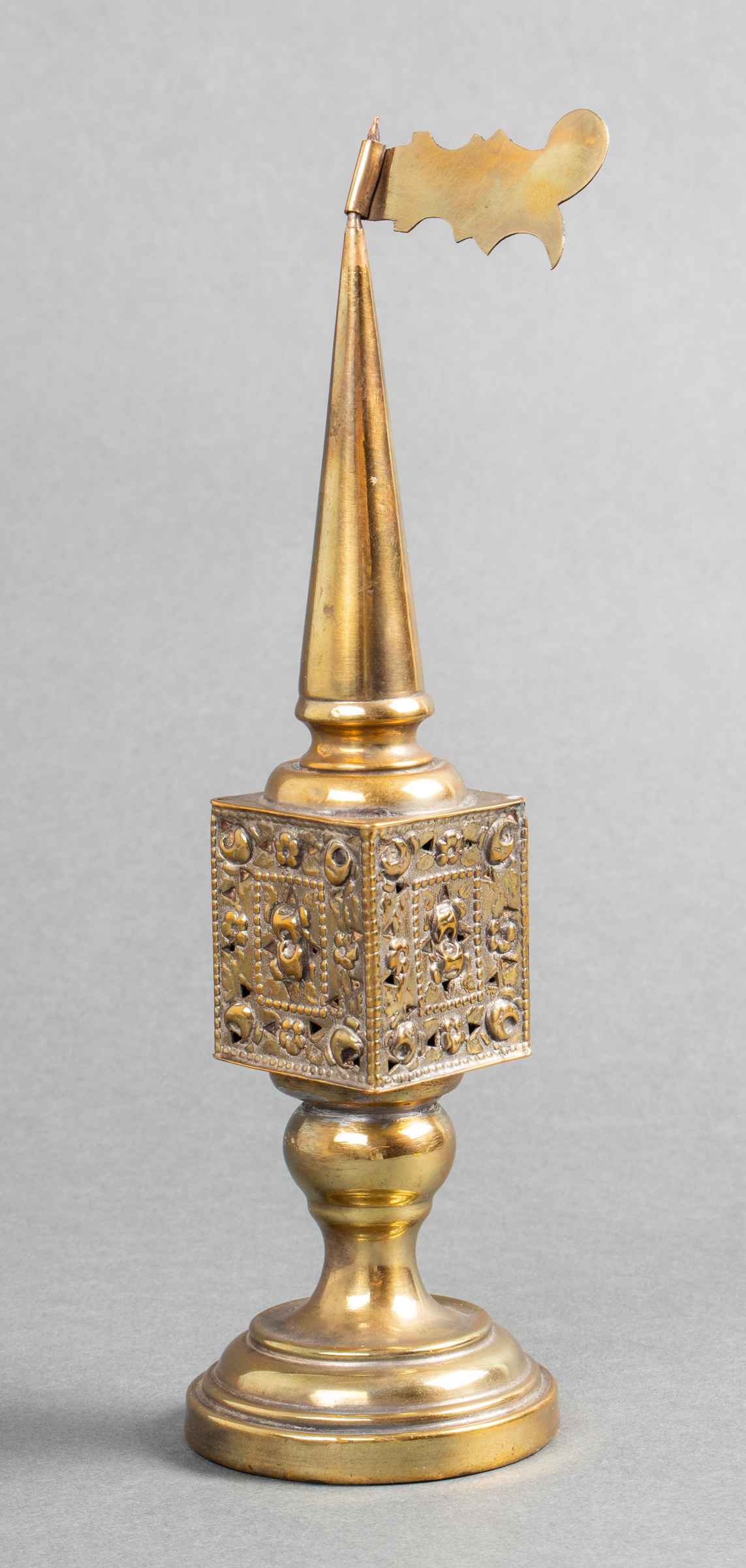 JUDAICA POLISH GILT METAL SPICE