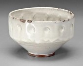 Jugtown white-glazed bowl, Chi