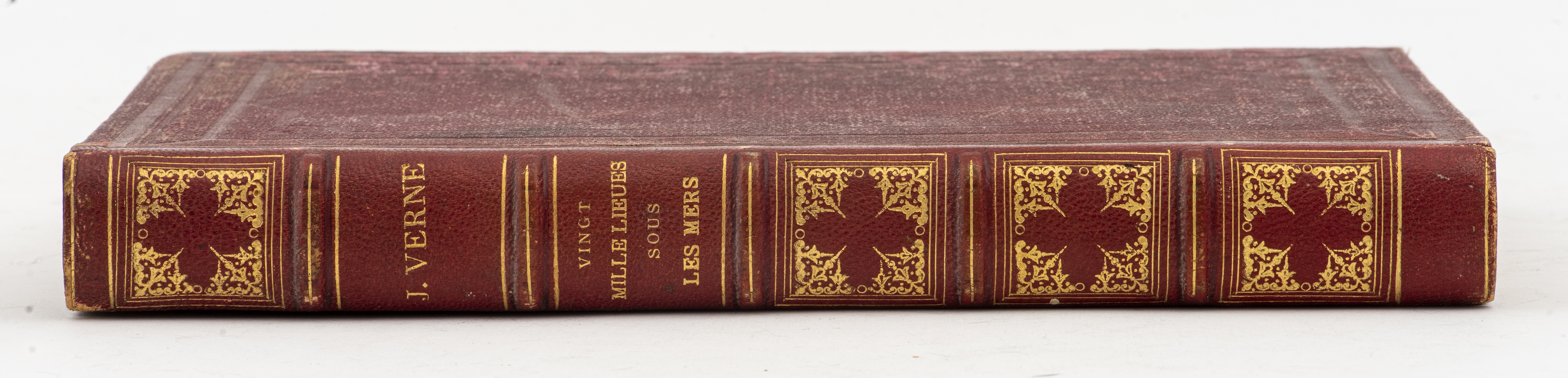 JULES VERNE VINGT MILLE LIEUES SOUS