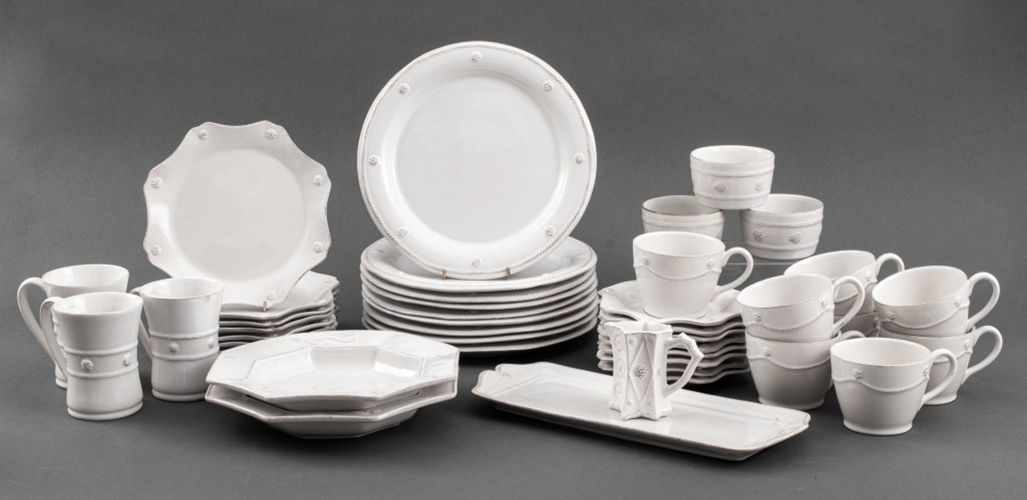 JULISKA CERAMIC "BERRY & THREAD