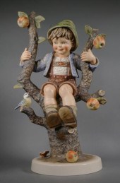 JUMBO 30" HUMMEL APPLE TREE BO