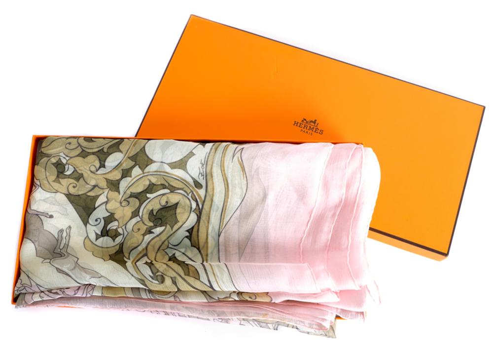 JUMBO HERMES SILK SCARF IN BOXJumbo