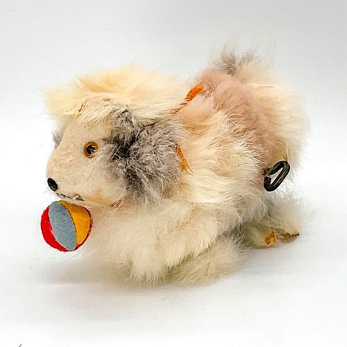 JUMPING DOG WINDUP TOYFurry dog toy