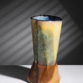 June Schwarcz
(1918-2015)
Vess