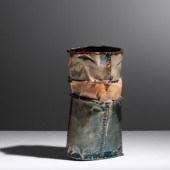 June Schwarcz
(1918-2015)
Vess