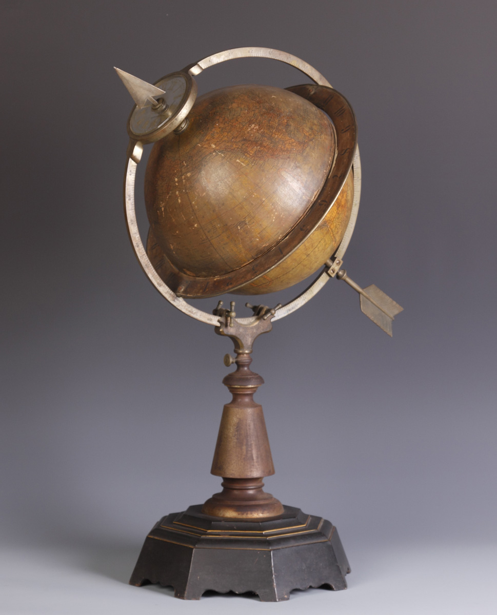 Juvet Table Top Globe Clock 4 1/4''