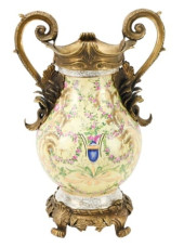 JUWC CHINOISSERIE PORCELAIN &