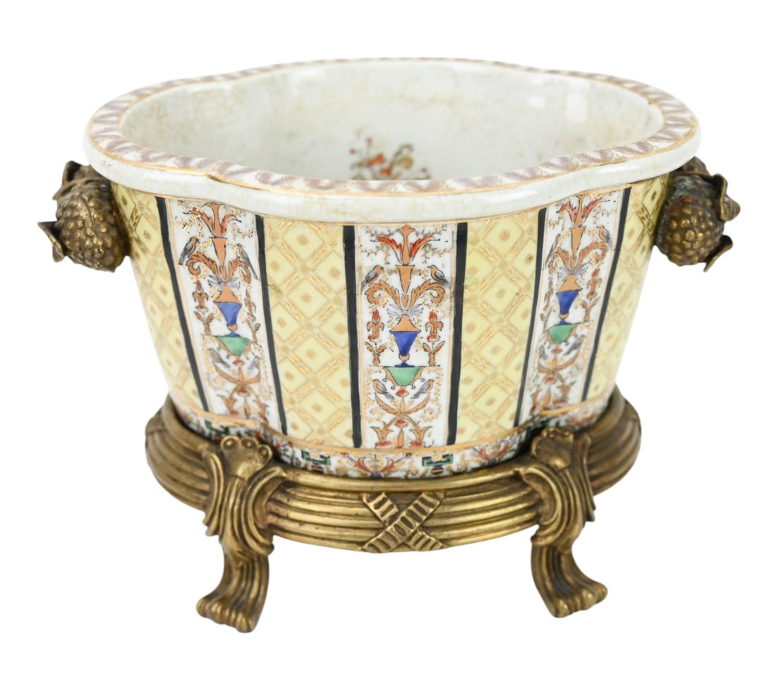 JUWC UNITED WILSON 1897 PORCELAIN &