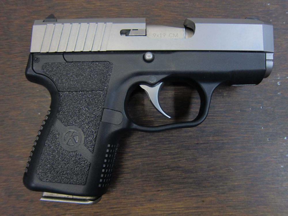 KAHR MODEL CM9 DOUBLE ACTION SEMI