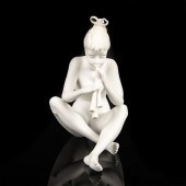 KAISER BISQUE PORCELAIN FIGURI