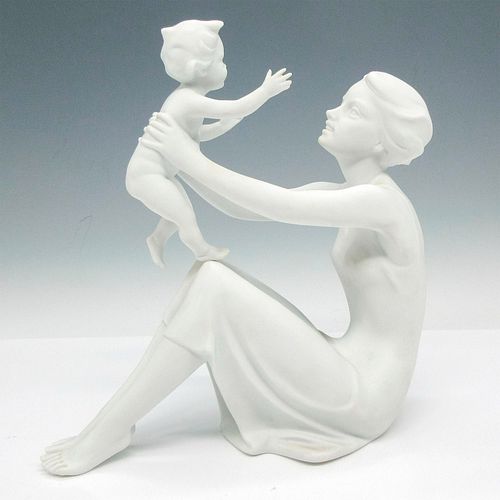 KAISER BISQUE PORCELAIN FIGURINE,