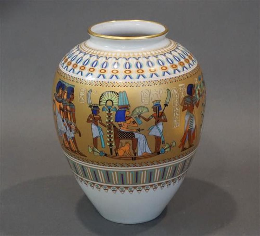 KAISER 'THEBEN' DECORATED PORCELAIN