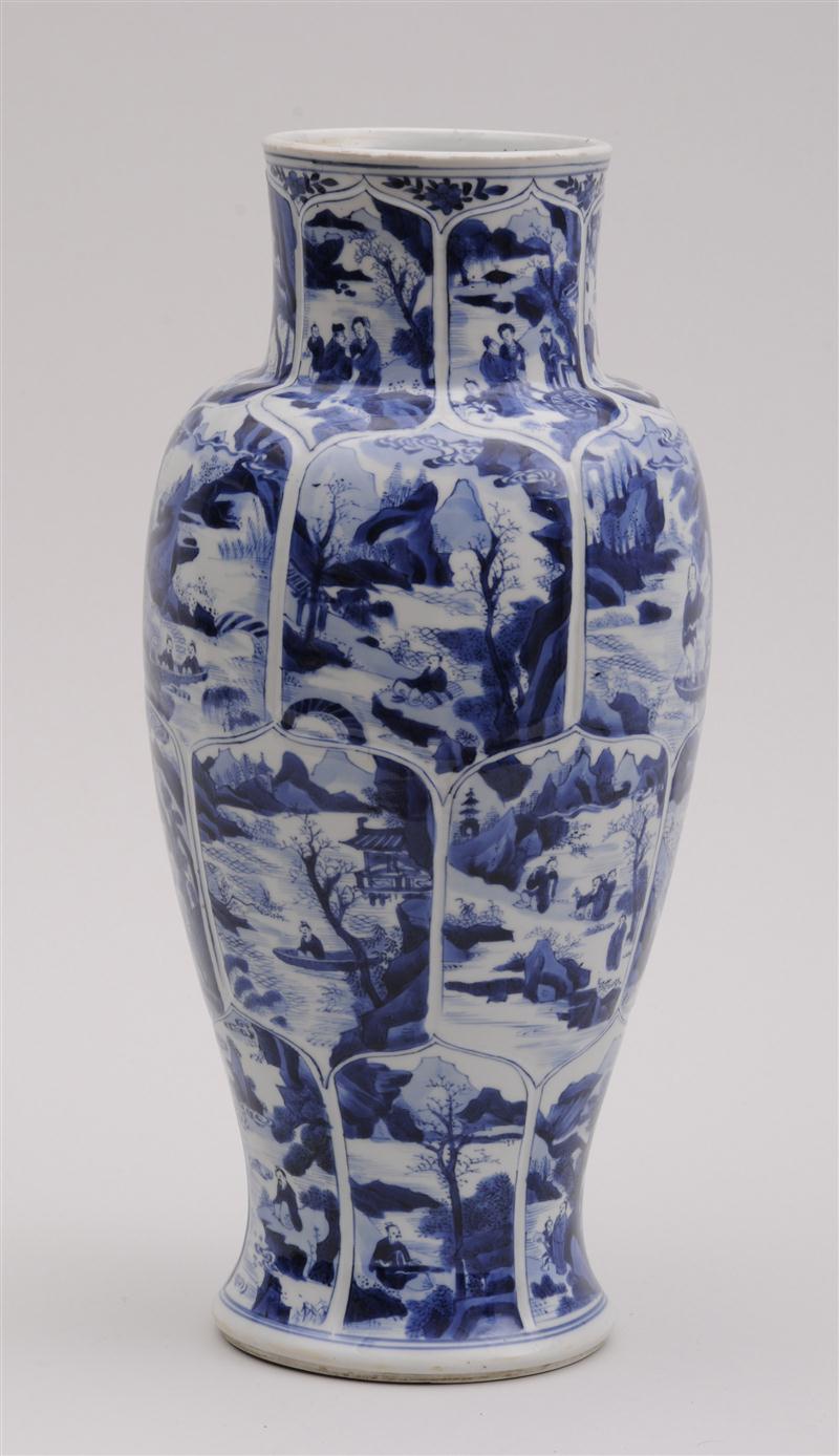 KANG XI BLUE AND WHITE PORCELAIN