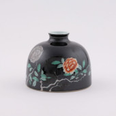 KANGXI FAMILLE NOIR WATER POT<