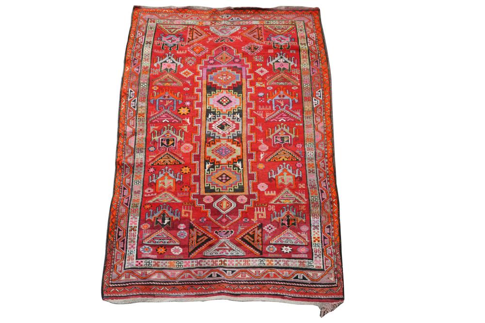KARABAGH RUGred field 7'11" x
