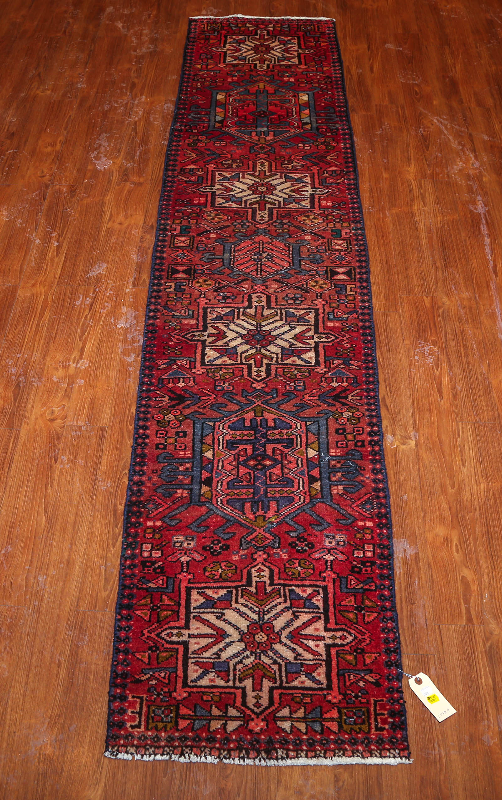 KARAJA RUNNER, PERSIA, 1.11 X 8.9