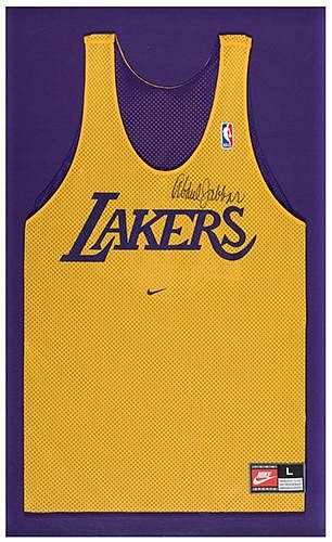 KAREEM ABDUL-JABBAR FRAMED SIGNED