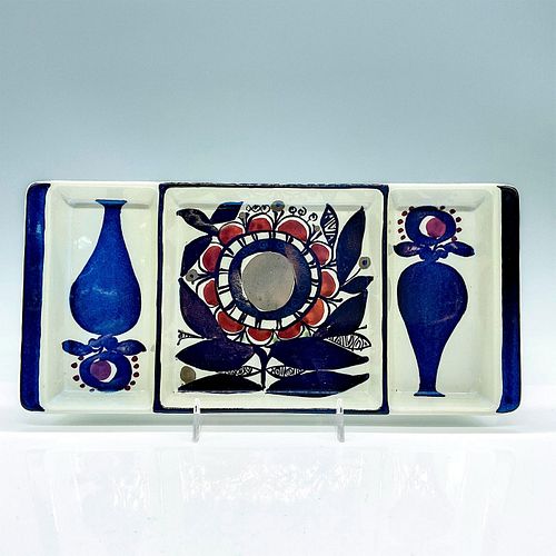 KARI CHRISTENSEN FOR ROYAL
