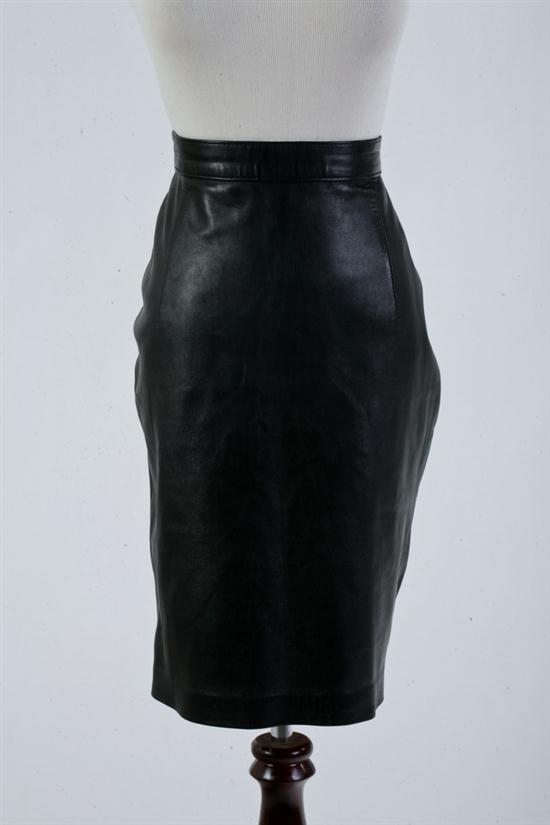 KARL LAGERFELD BLACK PENCIL SKIRT