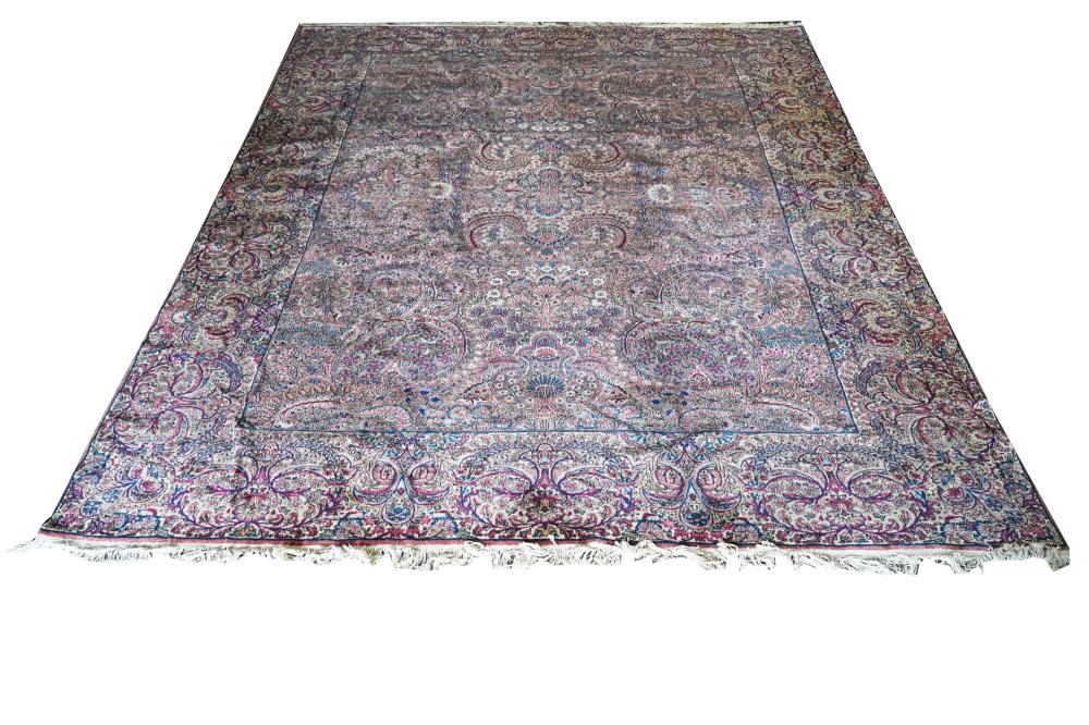 KASHAN CARPET9'7" x 13'7"
