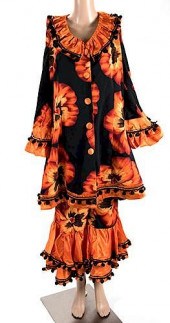 KATHY KINNEY SCREEN-WORN OUTFI