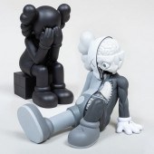 KAWS (B.1974) COMPANION PASSIN