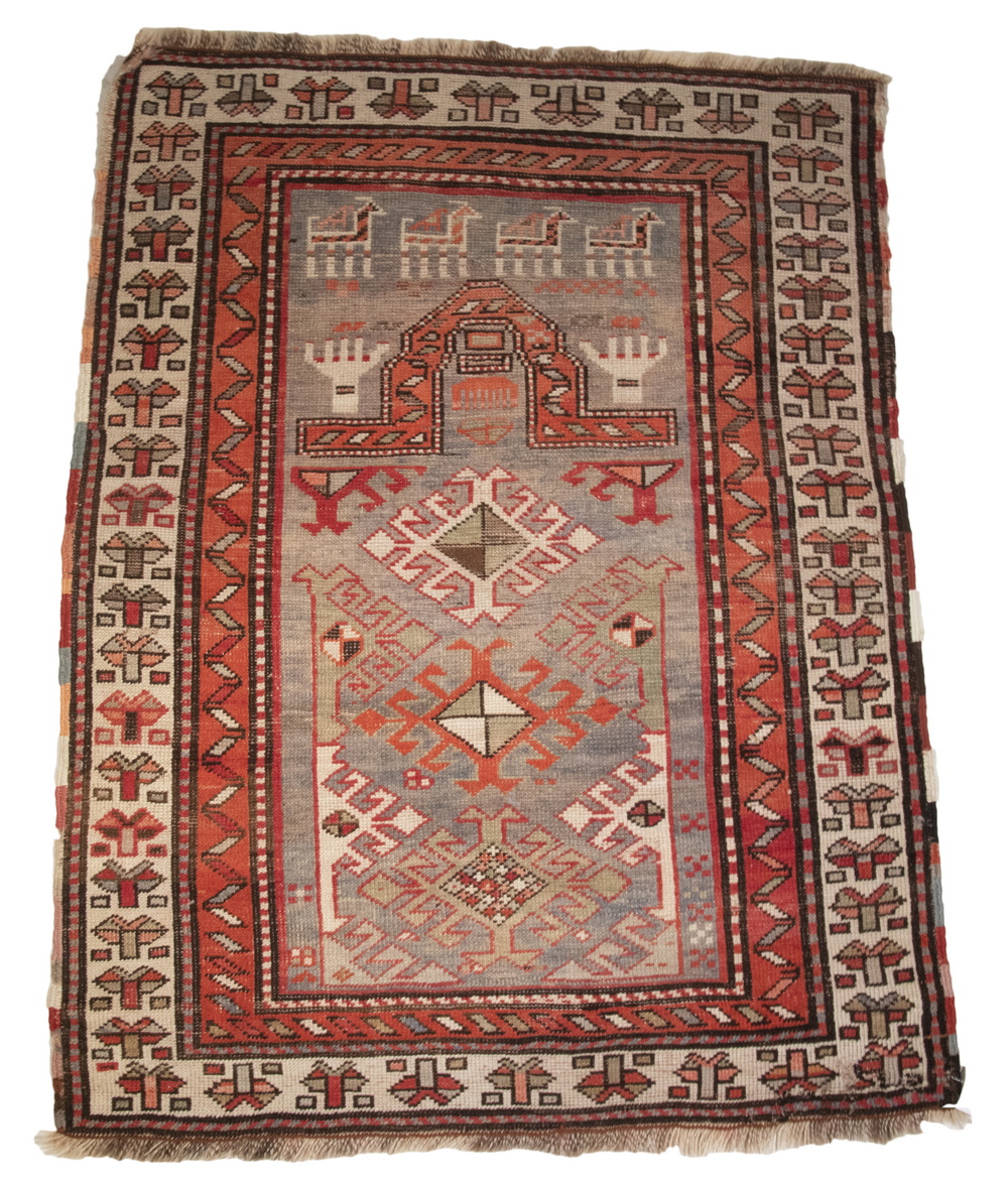 KAZAK PRAYER RUG Hooked diamonds in