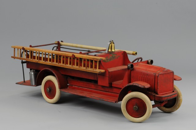 KELMET LADDER TRUCK Pressed steel