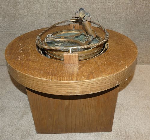 KELVIN & HUGHES COMPASS ON